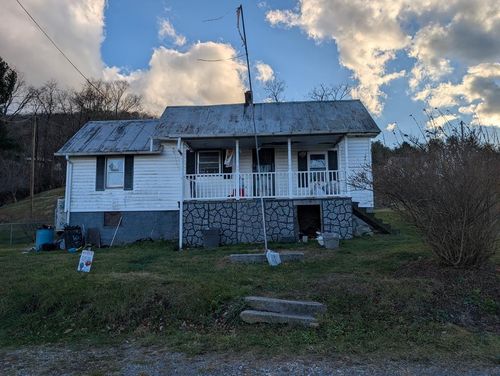 1023 Ramsey Mountain Rd, Max Meadows, VA, 24360-3882 | Card Image