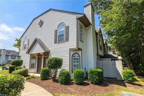 4621 Shallowford Cir, Virginia Beach, VA, 23462-7915 | Card Image