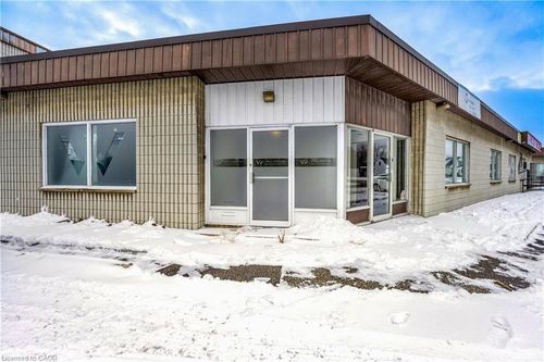 b-373 Vidal St S, Sarnia, ON, N7T2V3 | Card Image