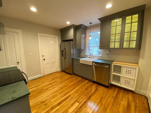 15 Summit St, Concord, NH, 03301-4168 | Card Image