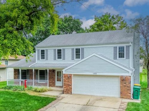 1102 Country Dr, Shorewood, IL, 60404-9671 | Card Image