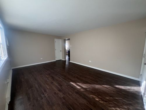 apt-w1s-4225 Forest Ave, Downers Grove, IL, 60515-2008 | Card Image