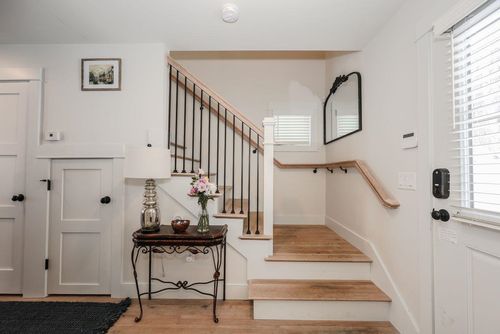 5-109 Weirs Blvd, Laconia, NH, 03246-1869 | Card Image