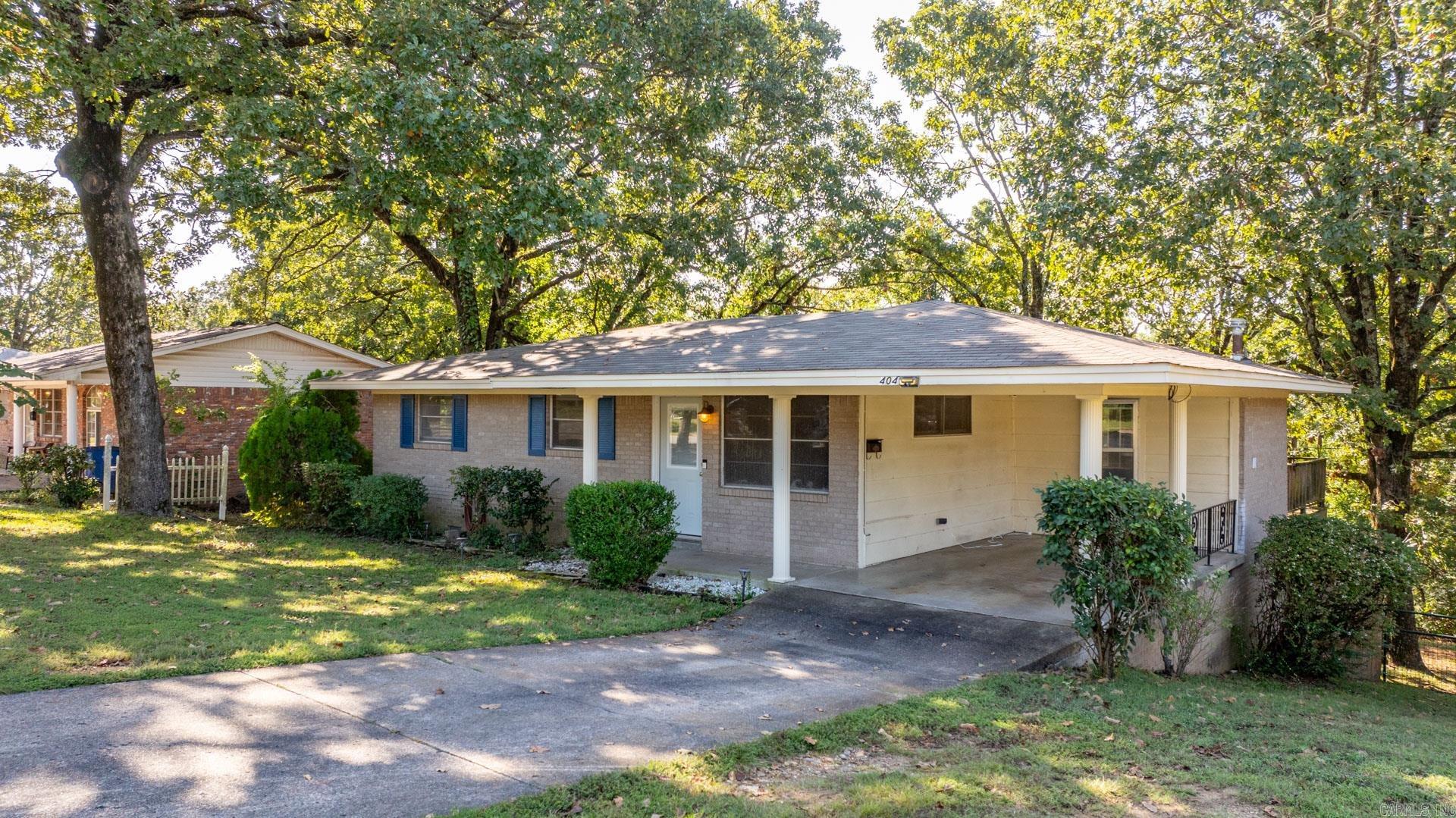 Scenic Dr, North Little Rock, AR 72118