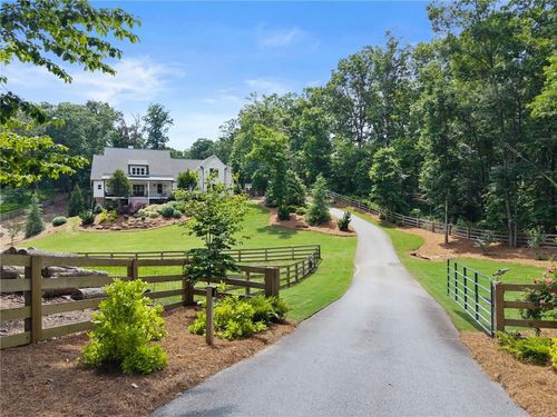 4813 Jess Helton Rd, Gainesville, GA, 30506-2815 | Card Image