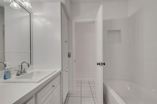 7340 Sw 123 Rd Ter, House other with 5 bedrooms, 3 bathrooms and null parking in Pinecrest FL | Image 20