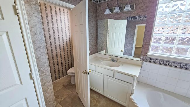 2939 Rosefield Dr, House other with 3 bedrooms, 2 bathrooms and 2 parking in Houston TX | Image 24