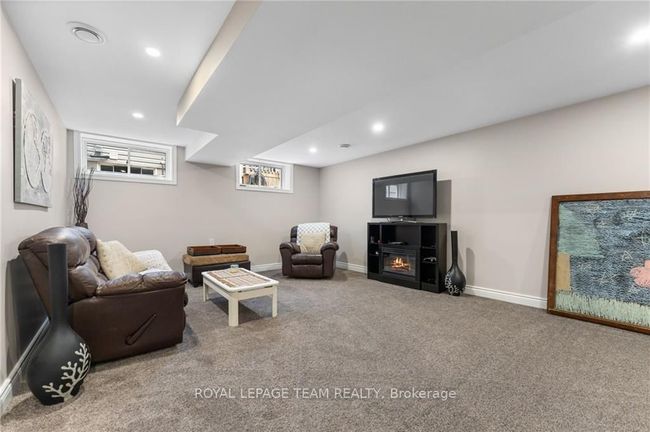 6 Noble Cres, House other with 3 bedrooms, 3 bathrooms and 6 parking in Petawawa ON | Image 23
