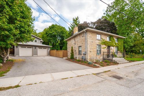 377 Geddes St, Elora, ON, N0B1S0 | Card Image