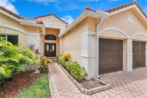 1357 Camellia Ln, Weston, FL, 33326-3620 | Card Image