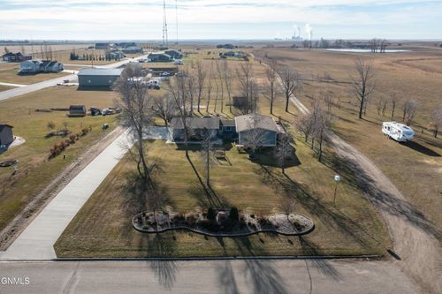 804 2nd St, Underwood, ND, 58576 | Card Image