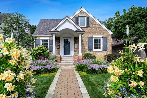 4622 Gilbert Ave, Western Springs, IL, 60558-1644 | Card Image