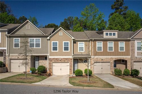 1296 Taylor Way, Stone Mountain, GA, 30083-1618 | Card Image