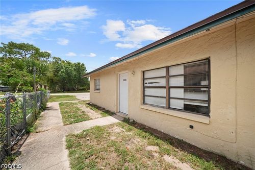 5553 5th Ave, FORT MYERS, FL, 33907-2882 | Card Image