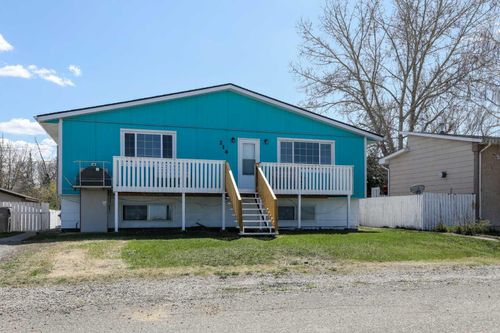 214 Mcewan Street, Granum, AB, T0L1A0 | Card Image