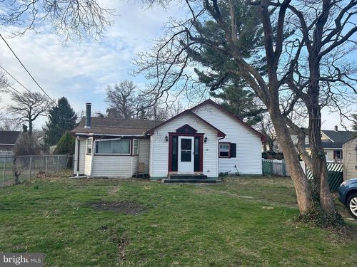 17 Barlow Ave, GLOUCESTER CITY, NJ, 08030-1282 | Card Image