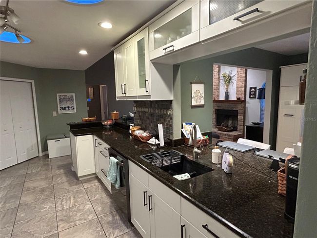 6211 Oak River Ter, House other with 3 bedrooms, 2 bathrooms and null parking in PORT ORANGE FL | Image 7