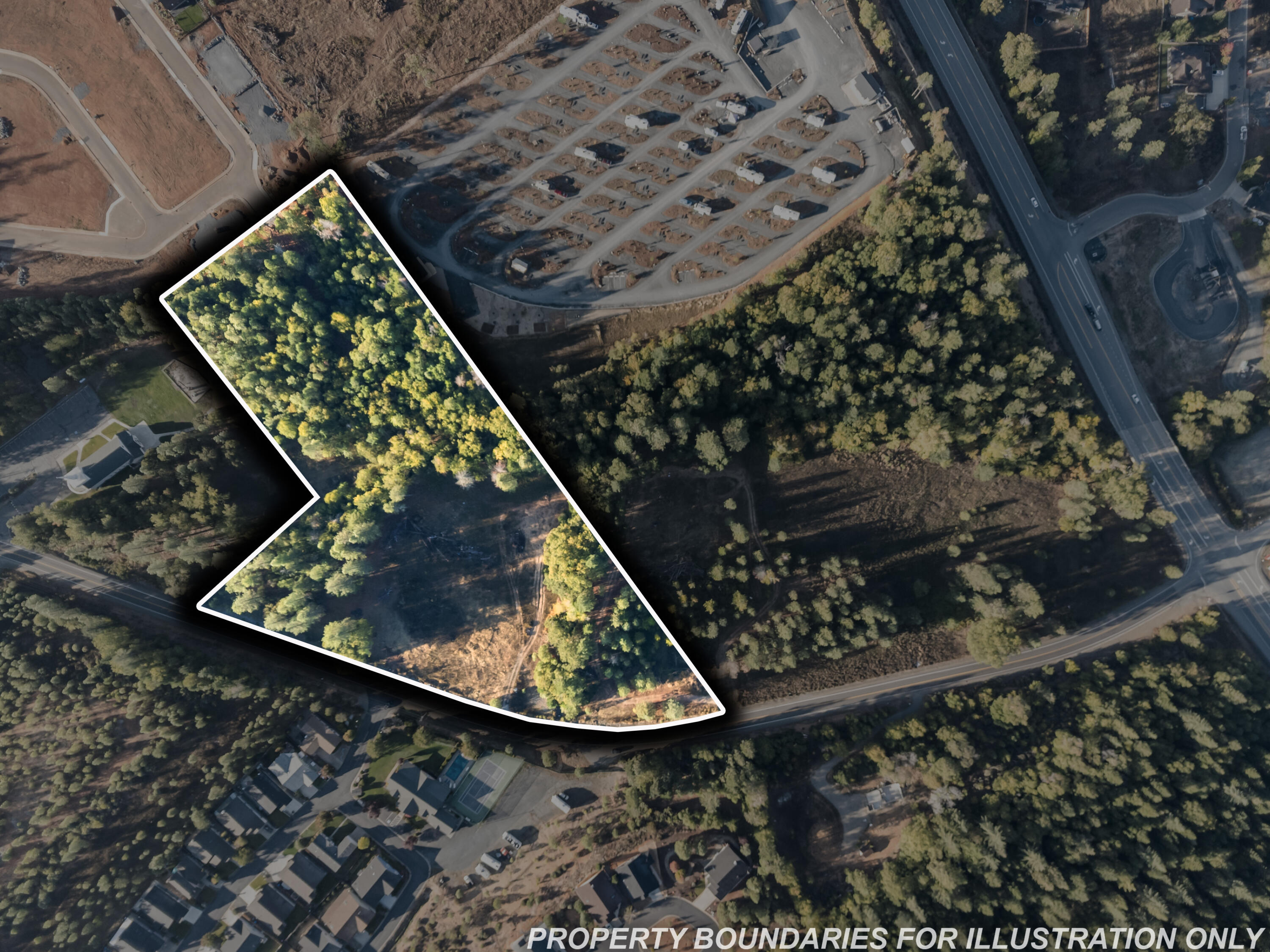 Land in Cave Junction