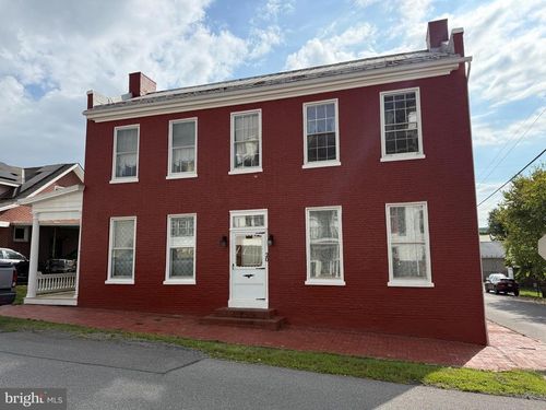 20 N Market St, MC VEYTOWN, PA, 17051-8343 | Card Image