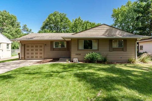 1809 Jonathan Ave, Rockford, IL, 61103-2906 | Card Image