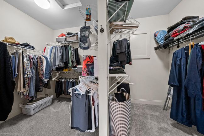 Primary Closet | Image 32