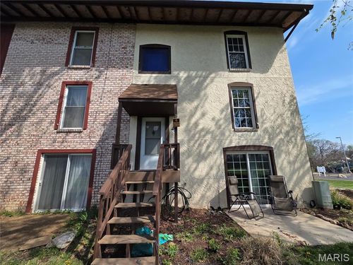 314 Carmel Woods Drive, Ellisville, MO, 63021 | Card Image