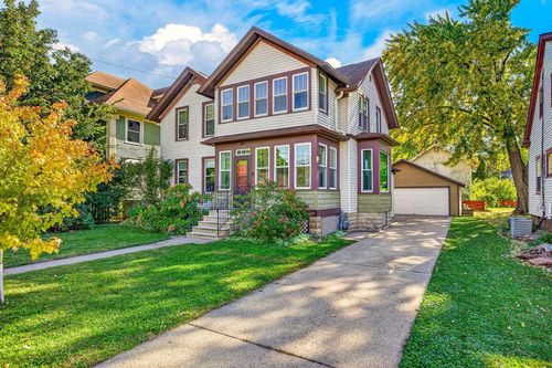 709 W New York Avenue, OSHKOSH, WI, 54901 | Card Image