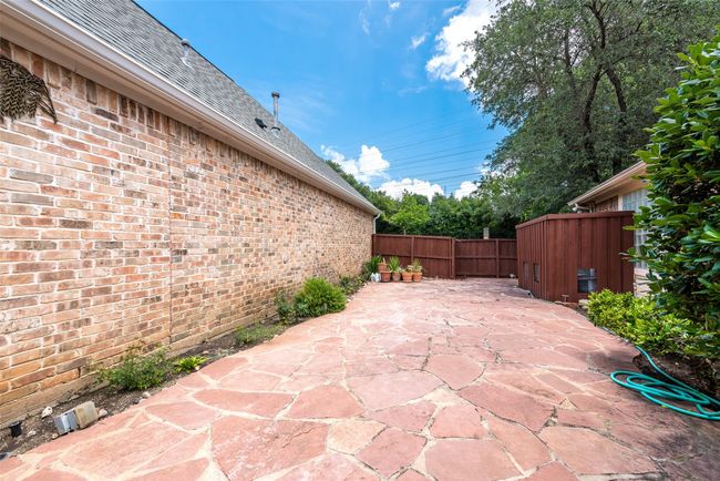 18132 Meandering Way, House other with 3 bedrooms, 2 bathrooms and null parking in Dallas TX | Image 31