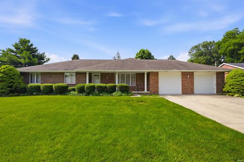 2211 W Woodmont Dr, Muncie, IN, 47304-2057 | Card Image