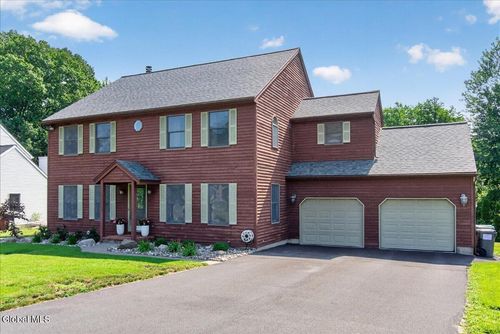107 Old Coach Road, Clifton Park, NY, 12065 | Card Image