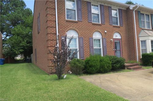 5314 Brookstone Ln, Virginia Beach, VA, 23455-6615 | Card Image