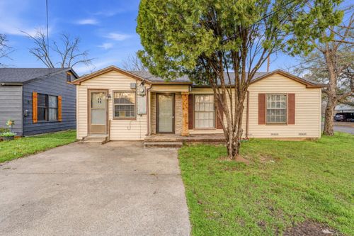 1201 La Vega St, Waco, TX, 76705-2560 | Card Image