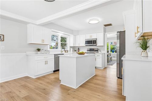 2325 Delwood Rd, Chesapeake, VA, 23323-5014 | Card Image