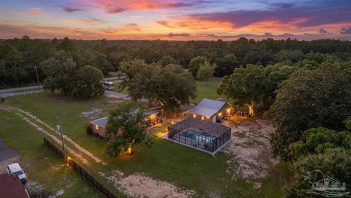 1850 Garcon Point Rd, Milton, FL, 32583-7451 | Card Image