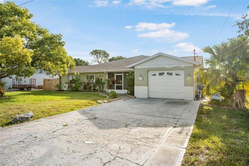 6217 Flamingo Dr, APOLLO BEACH, FL, 33572-2412 | Card Image