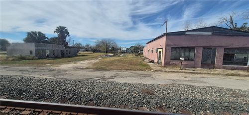 220 Palmetto St, Refugio, TX, 78377-3339 | Card Image