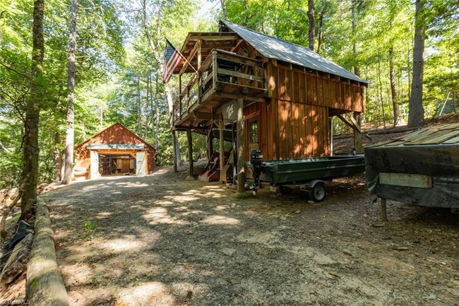 375 Carolina Rd, House other with 2 bedrooms, 2 bathrooms and null parking in Millers Creek NC | Image 31