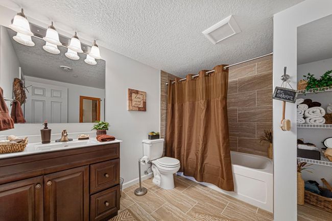 34 Bathroom_lower.jpg | Image 35