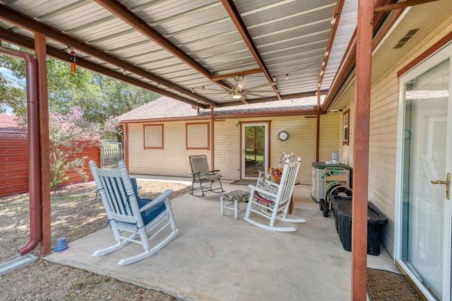 215 E Mountain View Dr, House other with 3 bedrooms, 2 bathrooms and null parking in Burnet TX | Image 24