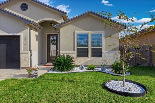 2210 Diamond Dr, Corpus Christi, TX, 78414-2842 | Card Image