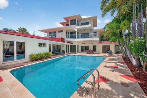 2024 Harbourview Dr, Fort Lauderdale, FL, 33316-3630 | Card Image