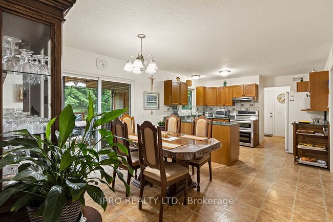 604102 Sideroad 60, House other with 3 bedrooms, 2 bathrooms and 8 parking in Berkeley ON | Image 11