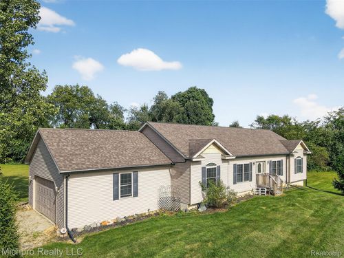 3392 Sickles Dr, Attica, MI, 48412-9673 | Card Image