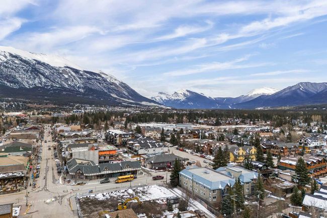 1 Riverview Place, House other with 5 bedrooms, 4 bathrooms and 4 parking in Canmore AB | Image 45