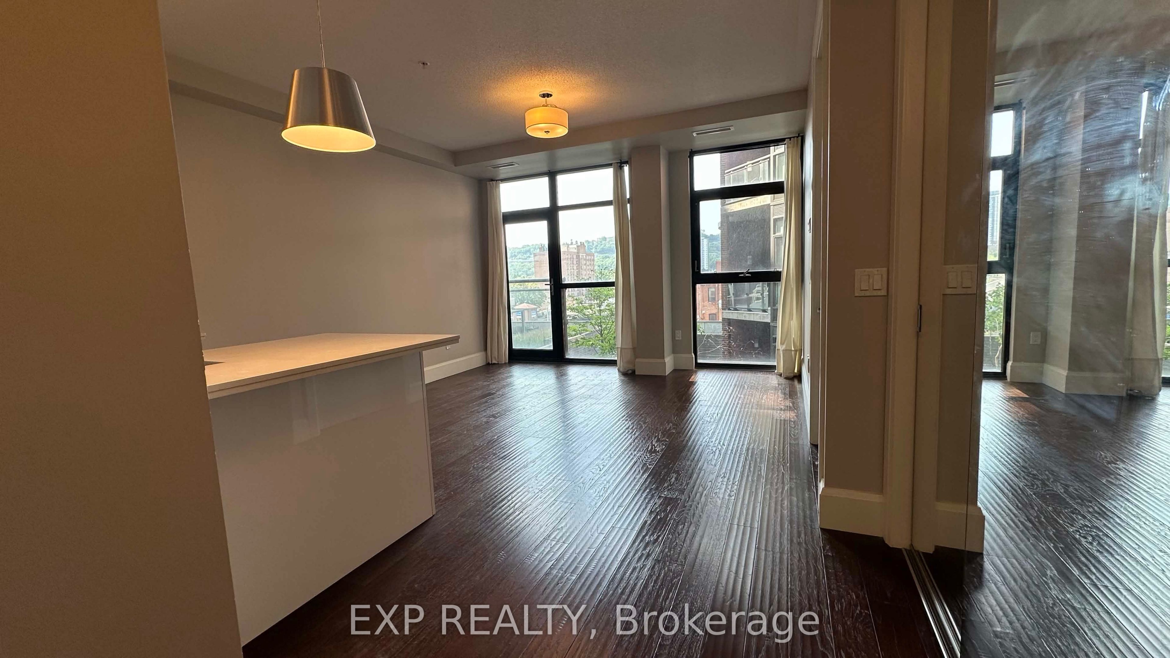 Residential Lease in Hamilton 3