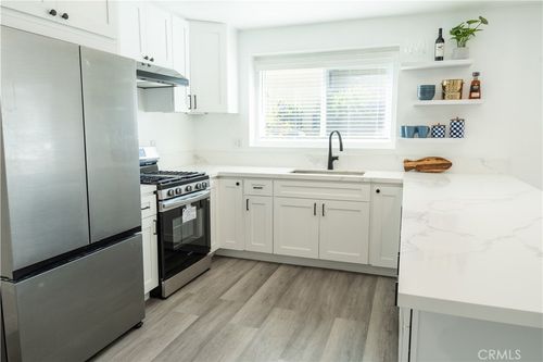 41 Scottsdale S, Carson, CA, 90745-5660 | Card Image