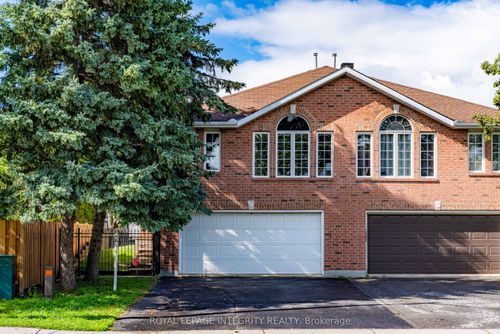 133 Mountshannon Dr, Nepean, ON, K2J4M5 | Card Image