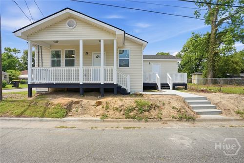211 Jenks St, savannah, GA, 31415-1837 | Card Image