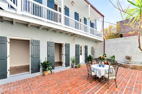 apt-1b-415 Burgundy St, New Orleans, LA, 70112-3461 | Card Image