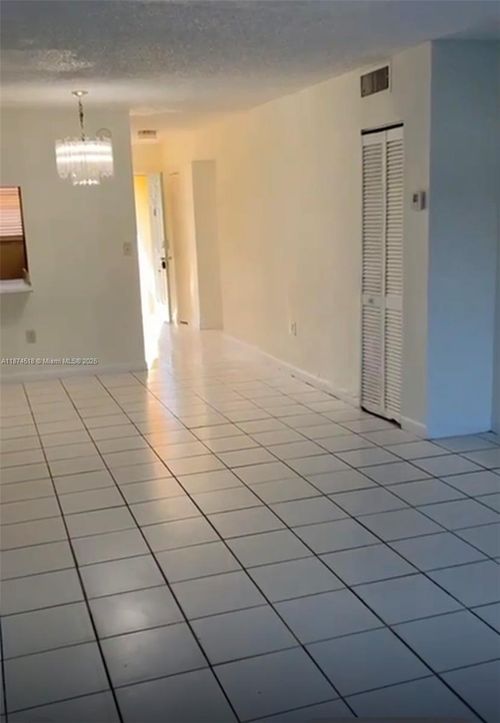 504 Nw 179th St, Miami Gardens, FL, 33169-4348 | Card Image